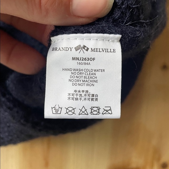 Brandy Melville Wool Mohair Crew Neck Sweater - Picture 7 of 11